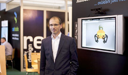 David Palas na stánku Autodesku na-MSV 2011 -1140