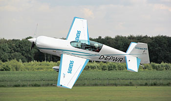 Extra 330 LE electric-1628