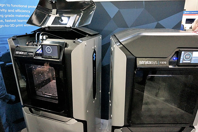 Na Solidworks Worldu2017 byl k vidění model F370 (foto KH) DSC05476-1707