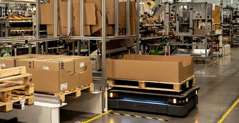MiR500 Schneider Electric Bukowno-2051