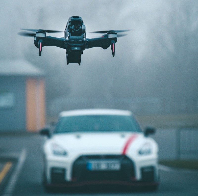 DJI FPV a Nissan GT-R Nismo-2111