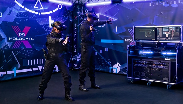 VIVE-Ultimate-Tracker-public-safety-training-hologate-2520