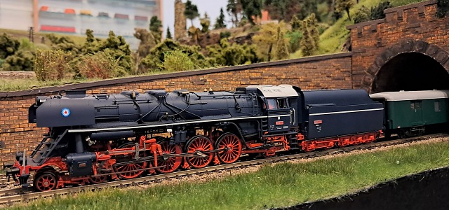 modelova zeleznice 1-2533