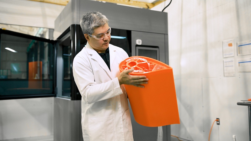 hawk-ridge-stratasys-Neo-printer-2607