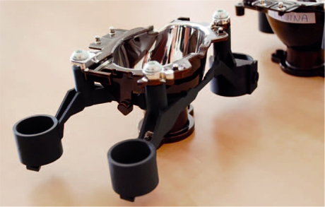 Jeden z fyzických modelů nejlepších projektů vytvořených technologií Rapid Prototyping. Jeden z fyzických modelů nejlepších projektů vytvořených technologií Rapid Prototyping.