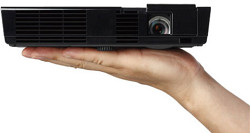 NEC-L50W-LED-Mobile-Projector