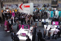 03-Canon-Drupa01